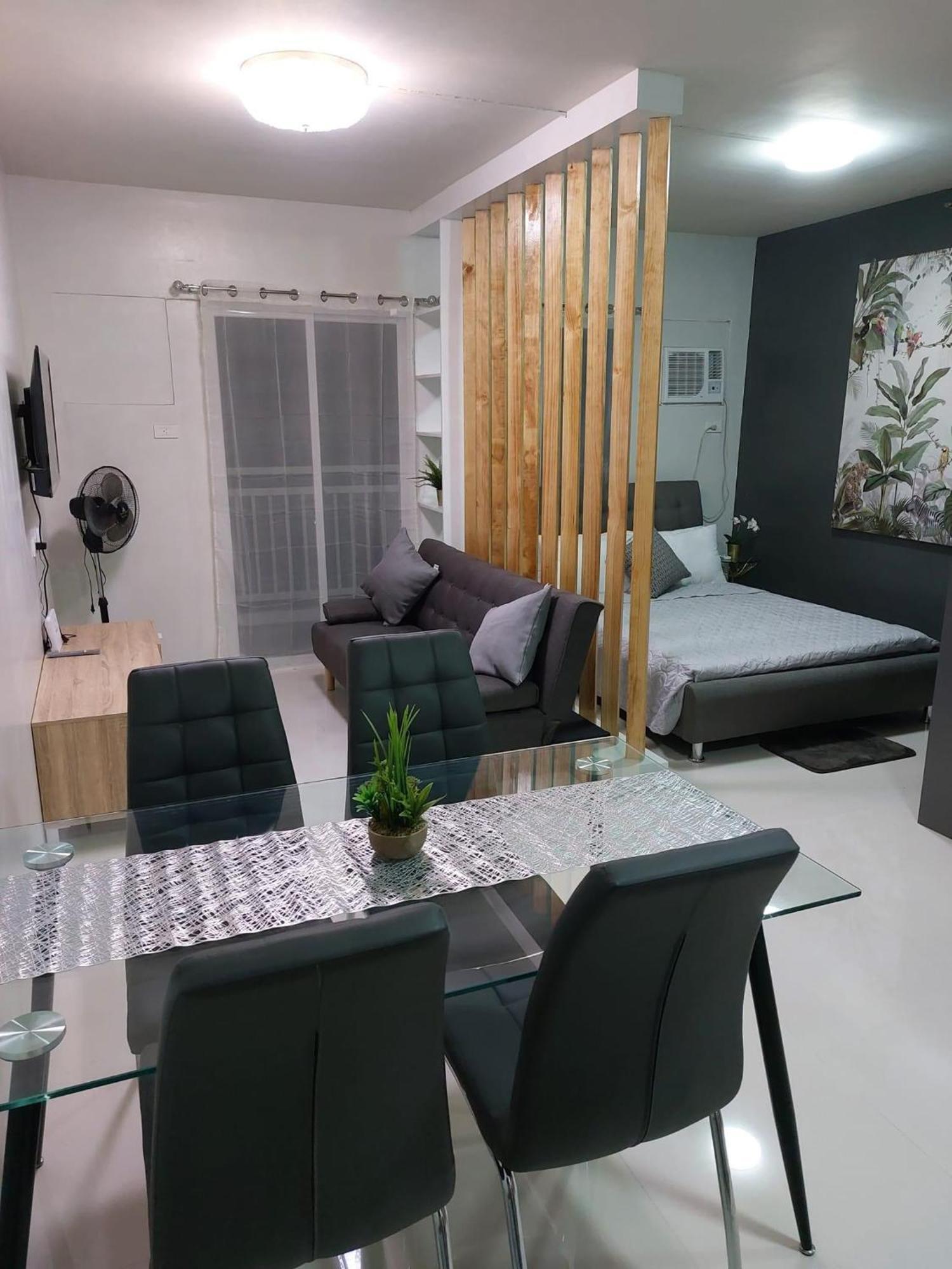 Condo In Camella Manors In Puerto Princesa Eksteriør billede